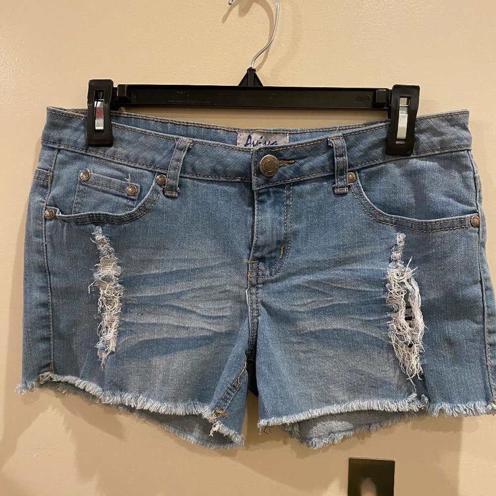 Aviva Distressed Blue Jean Shorts Raw Hem Size 9